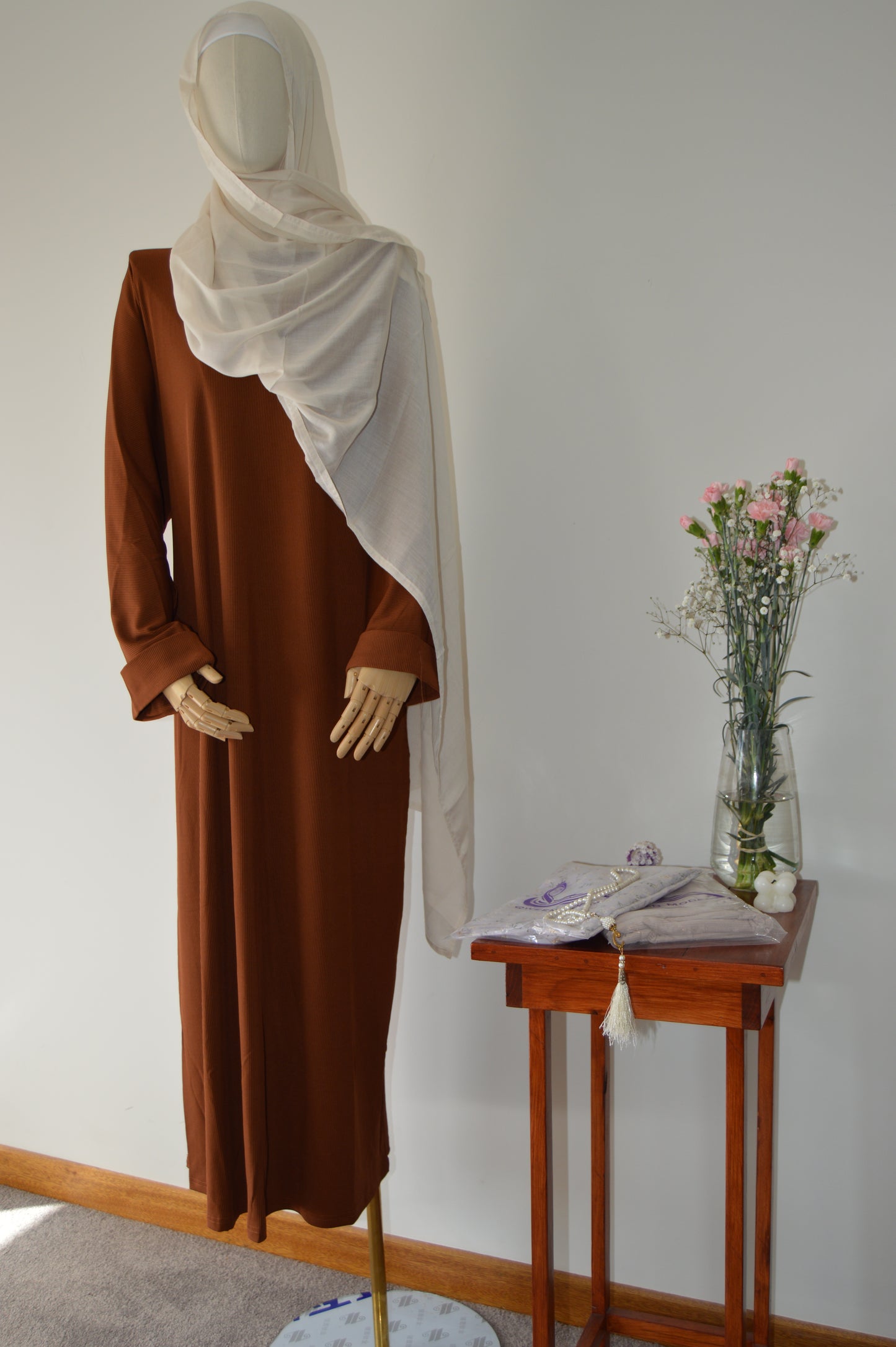 Maneeha Abaya