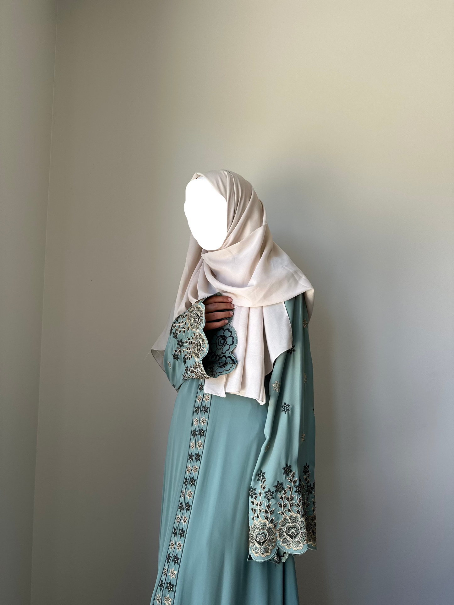 The Luxury Abaya Qween Modest